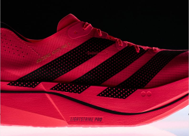 Adidas Adizero Adios Pro 5 : plus légère et plus dynamique