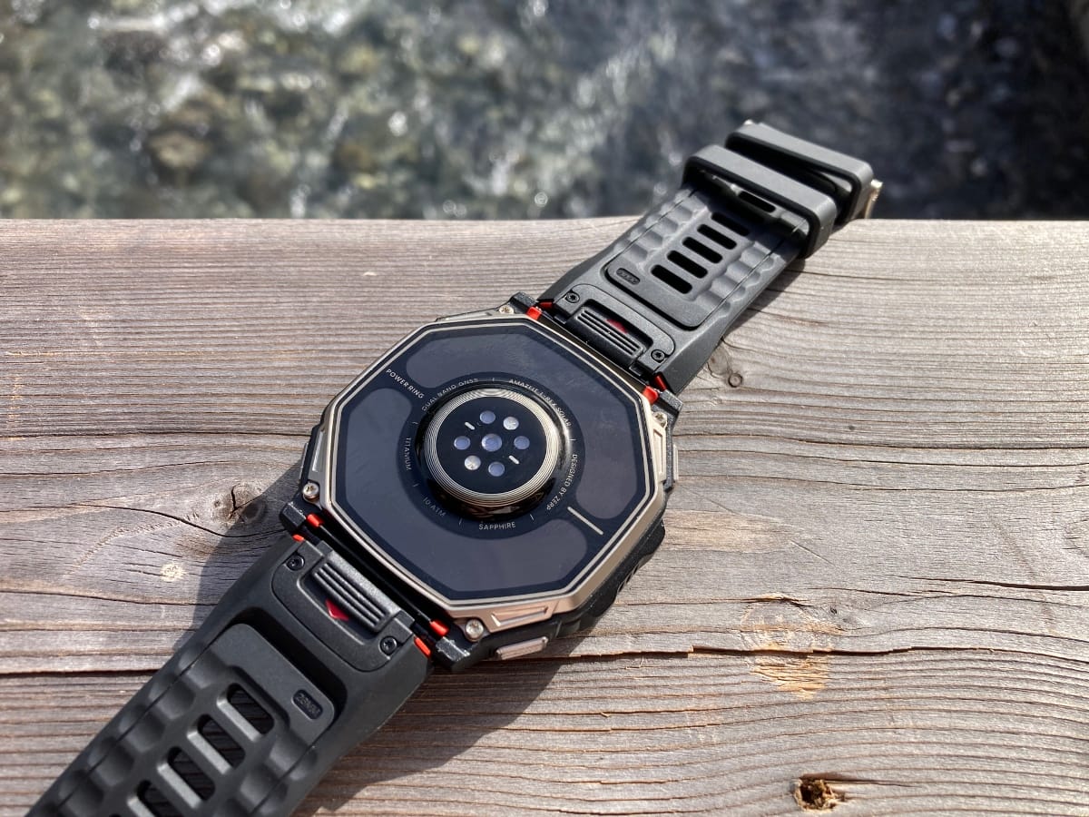 Amazfit T-Rex Dual Solar: AMOLED-Display und doppelte Solaraufladung
