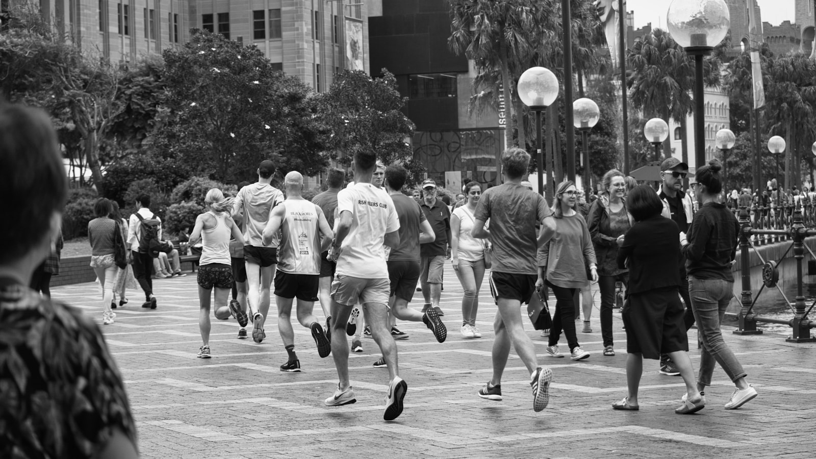 Le troisième boom du running : plus social, plus féminin, plus visible